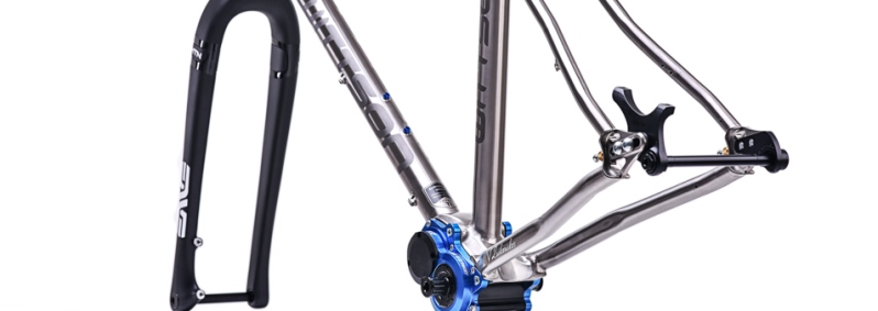 titanium 29er frame with pinion gearbox and gates belt drive